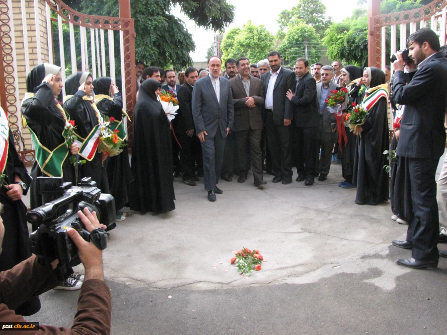 حضور مقام عالی وزارت آموزش و پرورش در آیین بزرگداشت مقام معلم پردیس زینبیه