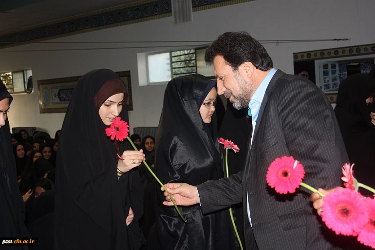 مدیر کل آموزش وپرورش شهرستان های تهران در دیدار با دانشجویان دانشگاه فرهنگیان