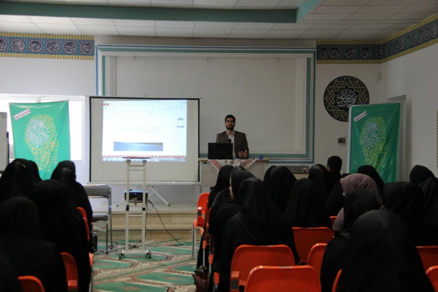 برگزاری اولین دوره ی علمی پژوهشی بسیج دانشجویی پردیس زینبیه تحت عنوان دوره تحول علوم  انسانی