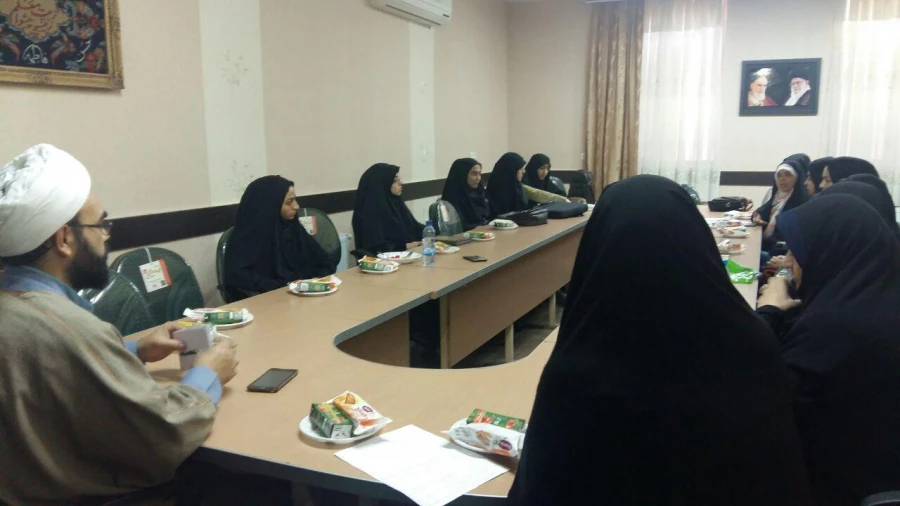 جلسه مشترک رابطین نهاد و دبیران کانون ها