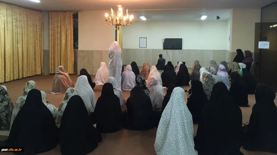 برگزاری مراسم مولودی و نماز جماعت به مناسبت 17 ربیع الاول