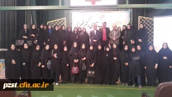 افتخار حضور جناب آقای دکتر قنبری در بین دانشجویان پردیس زینبیه