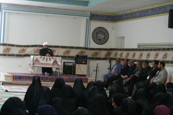 بازدید فرماندار و امام جمعه محترم شهرستان پیشوا از پردیس زینبیه