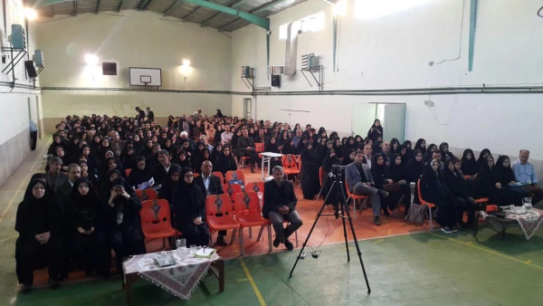 برگزاری مراسم معارفه دانشجو معلمان جدیدالورود پردیس