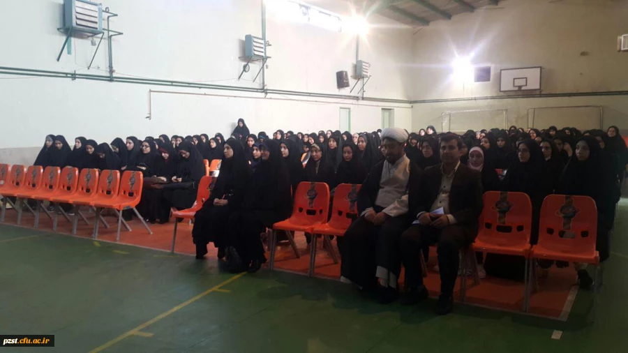 برگزاری نشست صمیمی و توجیهی مسئولین حراست با دانش جویان جدید الورود