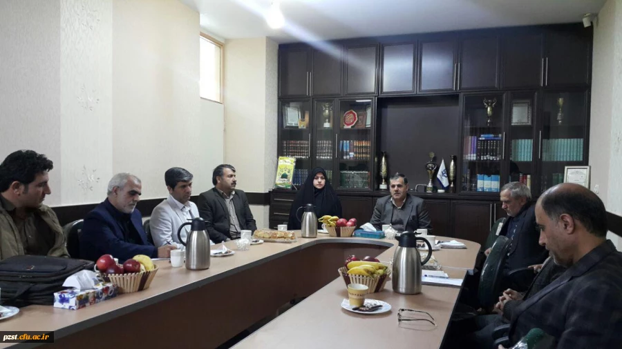 بازدید دکتر ساکی از پردیس زینبیه به مناسبت هفته ی پژوهش