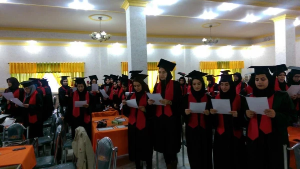 آیین دانش آموختگی دانشجویان ورودی بهمن 1392