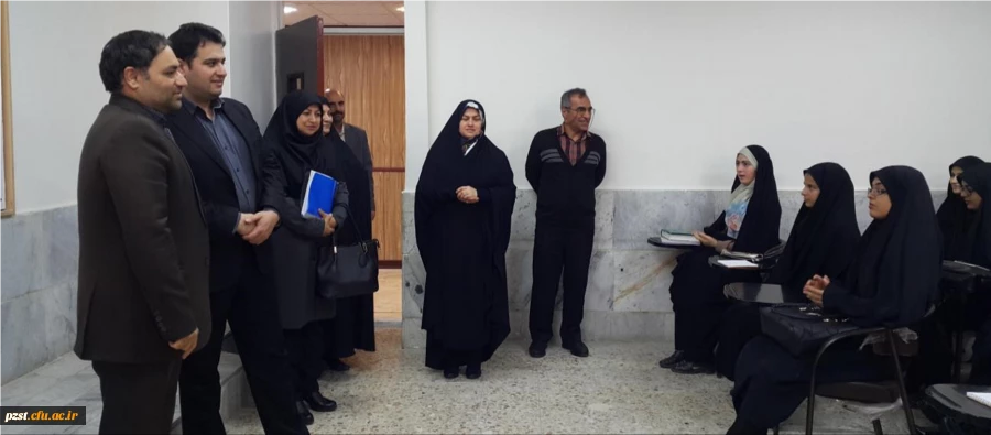 معاون آموزش و تحصیلات تکمیلی  دانشگاه در بازدید از پردیس بیان کرد:

 " مدیریت این پردیس باید سرلوحه ی سایر پردیس ها قرار گیرد."