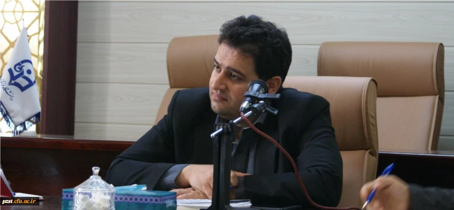 معاون آموزش و تحصیلات تکمیلی  دانشگاه در بازدید از پردیس بیان کرد:

 " مدیریت این پردیس باید سرلوحه ی سایر پردیس ها قرار گیرد."