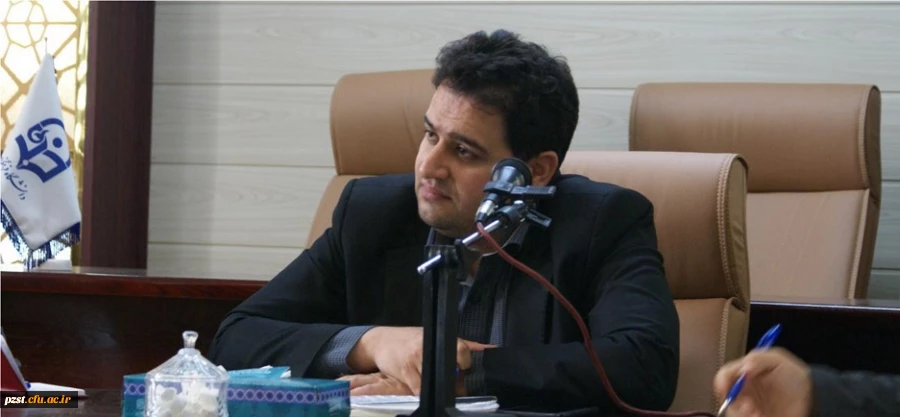 معاون آموزش و تحصیلات تکمیلی  دانشگاه در بازدید از پردیس بیان کرد:

 " مدیریت این پردیس باید سرلوحه ی سایر پردیس ها قرار گیرد."