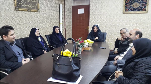 معاون آموزش و تحصیلات تکمیلی  دانشگاه در بازدید از پردیس بیان کرد:

 " مدیریت این پردیس باید سرلوحه ی سایر پردیس ها قرار گیرد."