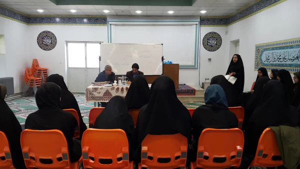 نشست کتابخوان با همکاری کتابخانه 15 خرداد شهرستان پیشوا