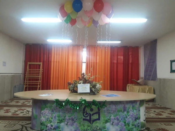 حضور سرپرست و معاون توسعه و امور دانشجویی پردیس در جمع دانشجویان