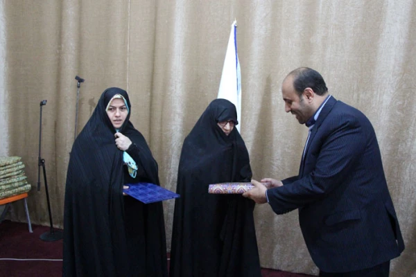 مراسم گرامیداشت مقام معلم  در سالن چندمنظوره استاد جلال برگزار شد.