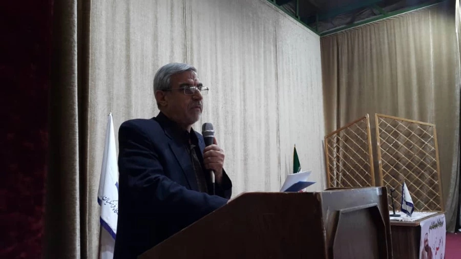 مراسم گرامیداشت مقام معلم  در سالن چندمنظوره استاد جلال برگزار شد.