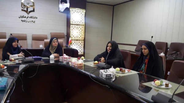 مراسم تودیع و معارفه ی معاون آموزش ، پژوهش و فرهنگی پردیس برگزار شد.