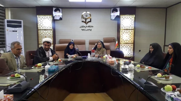 مراسم تودیع و معارفه ی معاون آموزش ، پژوهش و فرهنگی پردیس برگزار شد.