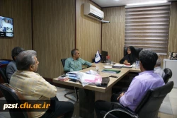 جلسه ساماندهی منابع انسانی و فیزیکیِ سال تحصیلی جدید در حال برگزاری است.