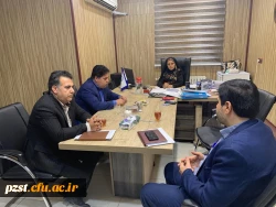 دکتر حسین سنجری از پردیس زینبیه بازدید کرد.