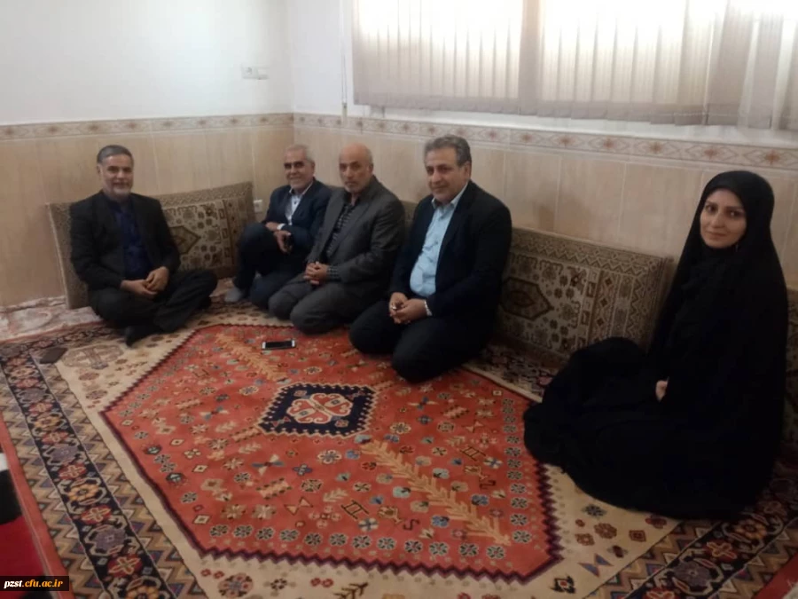 دیدار مسئولین پردیس با دکتر نقوی حسینی