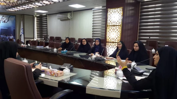 نشست مسئولین معاونت توسعه منابع و امور دانشجویی با اعضای شورای صنفی رفاهی پردیس