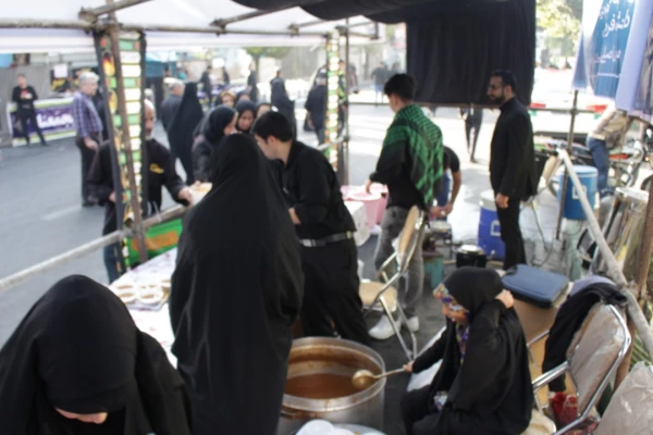 حضور دانشجو معلمان پردیس زینبیه در اجتماع بزرگ جاماندگان راهپیمایی اربعین حسینی