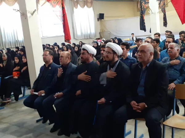 حضور دانشجو معلمان پردیس زینبیه در اجتماع بزرگ جاماندگان راهپیمایی اربعین حسینی