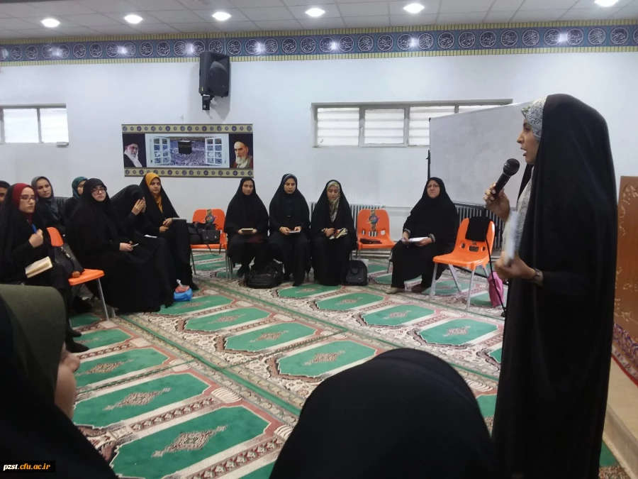 برگزاری نشست کتابخوان به مناسبت هفته کتاب و کتابخوانی