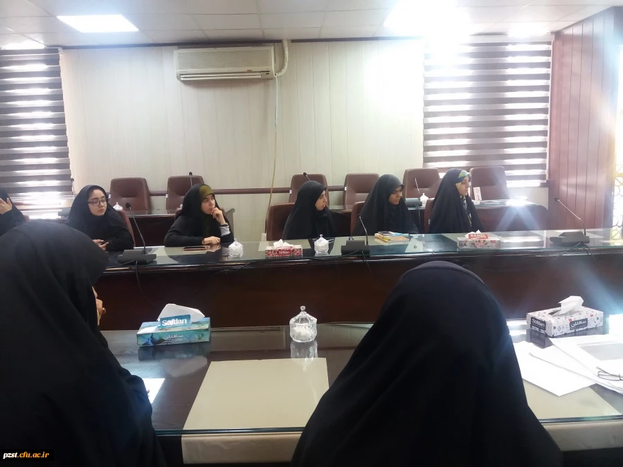 جلسه بررسی وضع کنونی کانونهای پردیس 