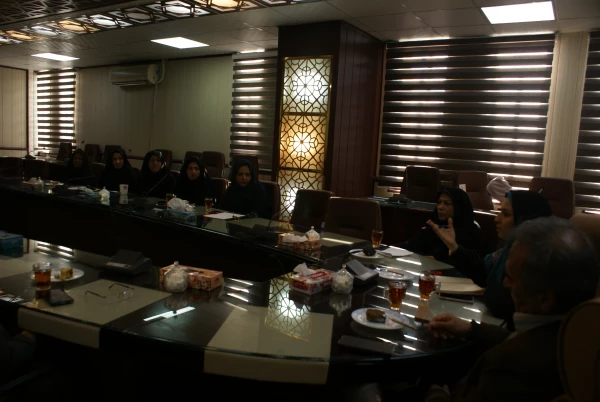 جلسه اداری معاونین با کارکنان پردیس