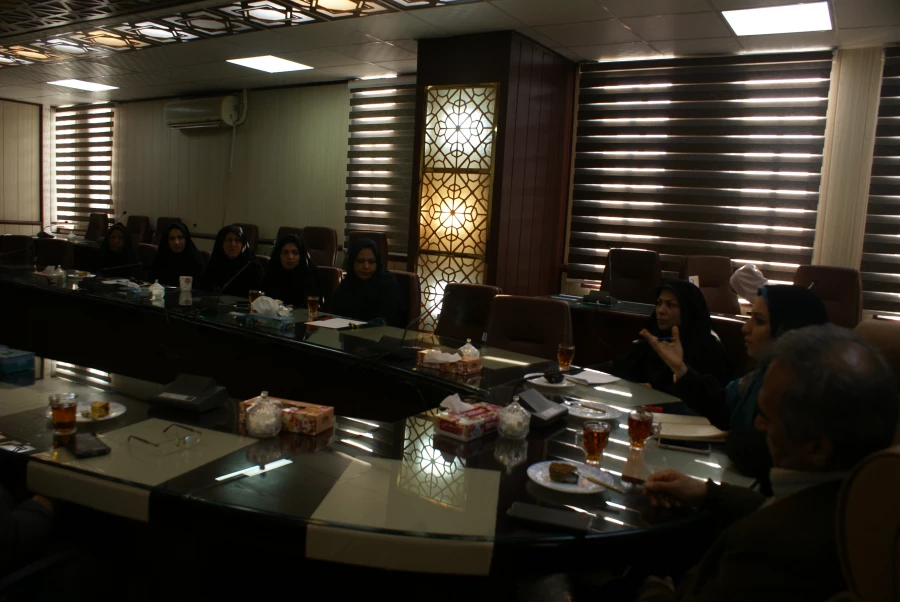 جلسه اداری معاونین با کارکنان پردیس