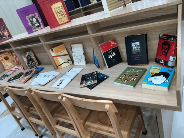 خرید کتاب های جدید برای کتابخانه استاد طباطبایی