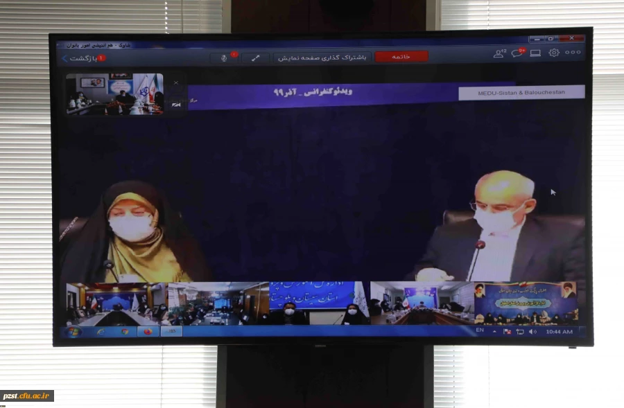 در نشست هم اندیشی وزیر آموزش و پرورش با مدیران زن سراسر کشور:
دانشگاه فرهنگیان گلوگاه خروج زنان و مادران آینده ساز کشور است / اهتمام مسئولان به تربیت اقتصادی و آموزش مهارت های هنری دانشجو معلمان دختر ضروری است.