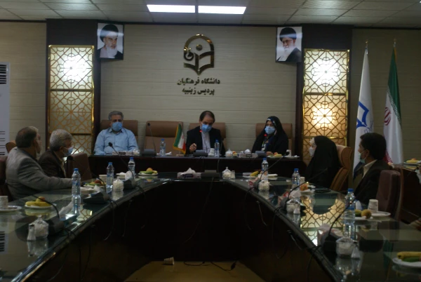 بازدید نماینده محترم شهرستان جناب آفای دکتر حسین نوش آبادی از پردیس زینبیه