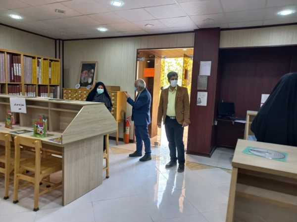 به مناسبت هفته کتاب و کتاب خوانی پردیس زینبیه برگزار می کند... 2