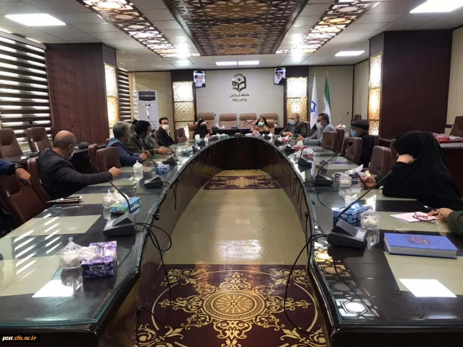 بازدید شهردار و اعضای شورای شهر از زینبیه به مناسبت بزرگداشت روز دانشجو 2