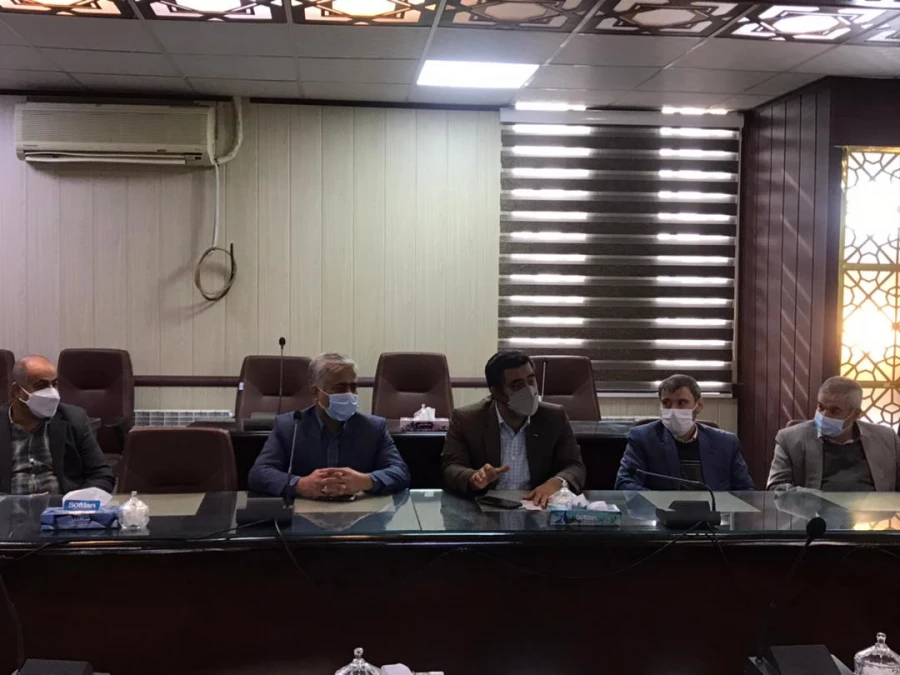 بازدید شهردار و اعضای شورای شهر از زینبیه به مناسبت بزرگداشت روز دانشجو 3