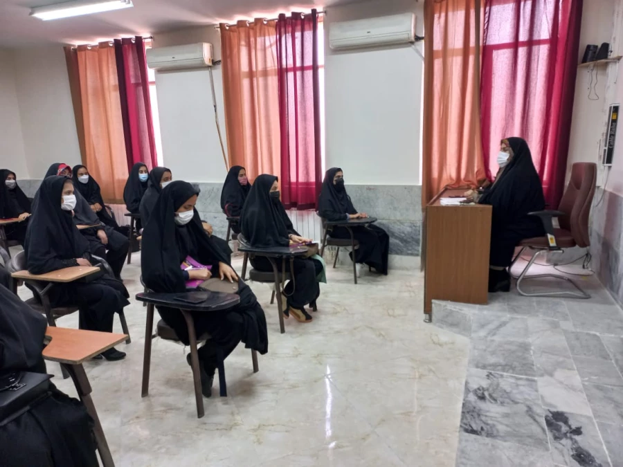 جلسه توجیهی از سرگیری آموزش حضوری برای دانشجویان ورودی سال 99