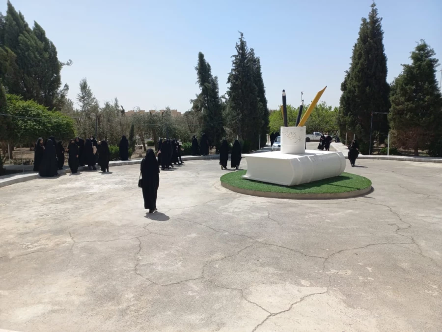 جلسه توجیهی از سرگیری آموزش حضوری برای دانشجویان ورودی سال 1400