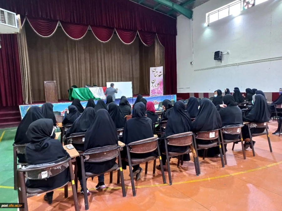 حضور دانشجویان در کلاس های درس زینبیه 2