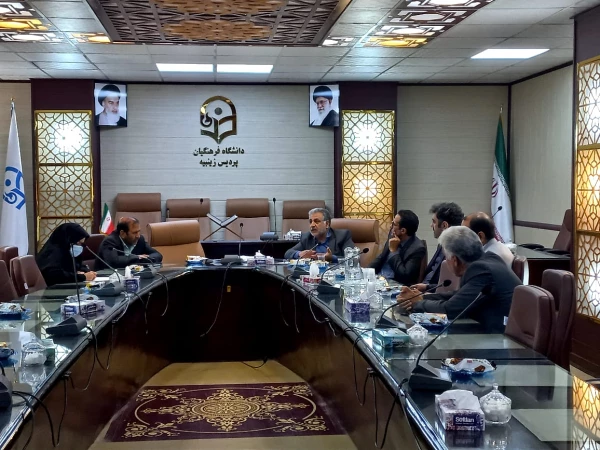 جلسه مدیران گروه با استادان ترم تابستان