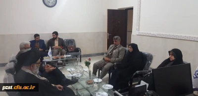 برگزاری جلسه با امام جمعه موقت ورامین و فرمانده بسیج ادارت 