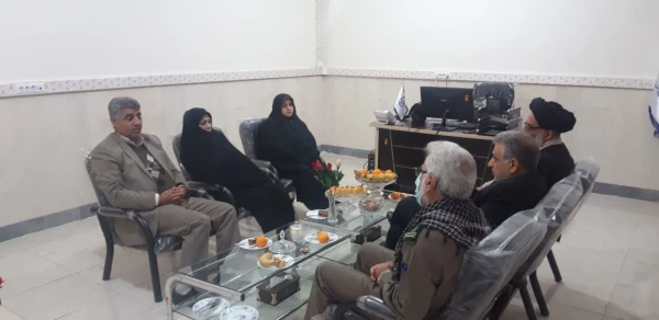 برگزاری جلسه با امام جمعه موقت ورامین و فرمانده بسیج ادارت  3