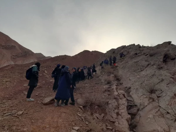 کوهپیمایی دانشجو معلمان 2 (قله طلا)