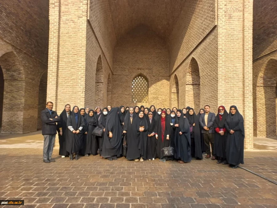 بازدید دانشجویان از مسجد جامع و قلعه ایرج ورامین