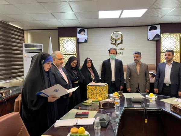 آیین تکریم و معارفه سرپرست جدید پردیس زینبیه 2