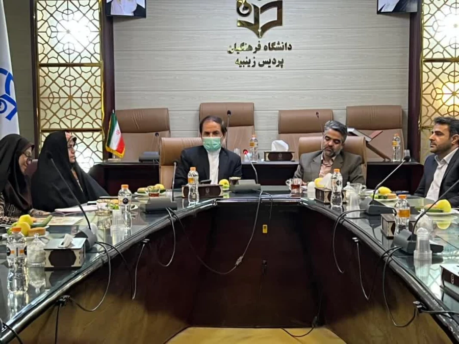 آیین تکریم و معارفه سرپرست جدید پردیس زینبیه 8