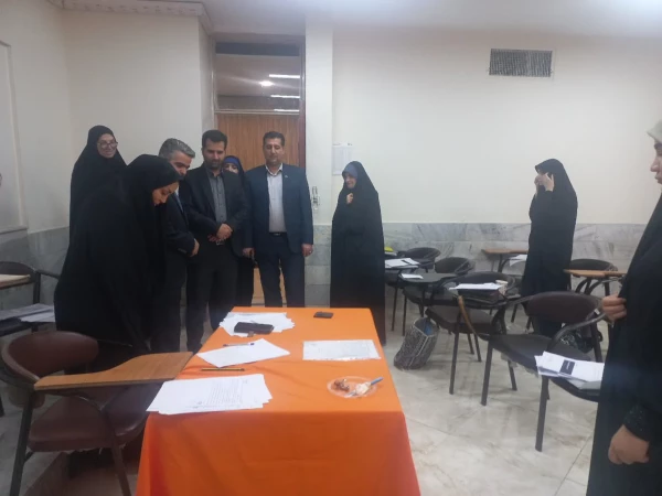 بازدید فرماندار و ریئس آموزش و پرورش شهرستان از فرایند مصاحبه تخصصی 