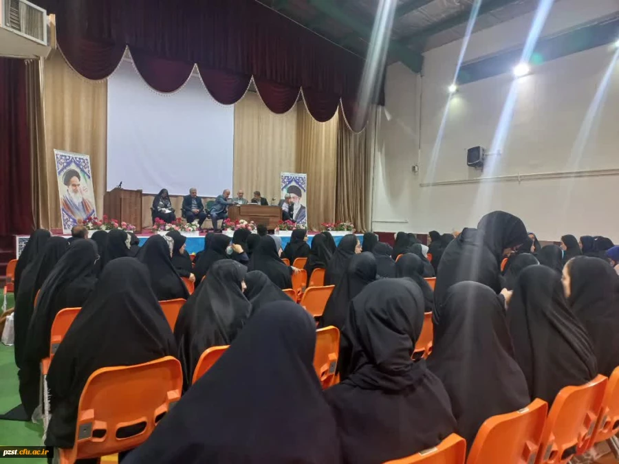 برگزاری نشست شبانه دانشجومعلمان خوابگاهی پردیس زینبیه با مسئولین دانشگاه فرهنگیان استان تهران 3