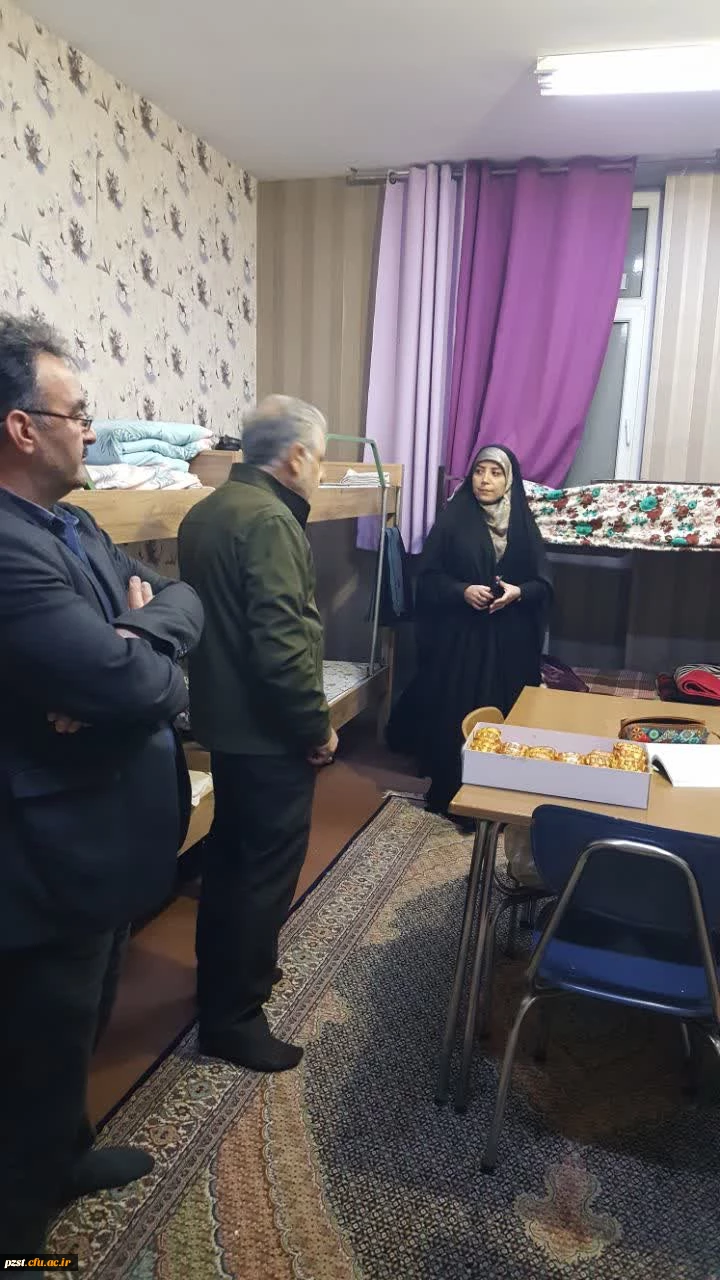 بازدید مسئولین پردیس از سراهای دانشجویی 2